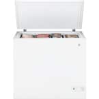 GE 7.0 cu. ft. Chest Freezer in White