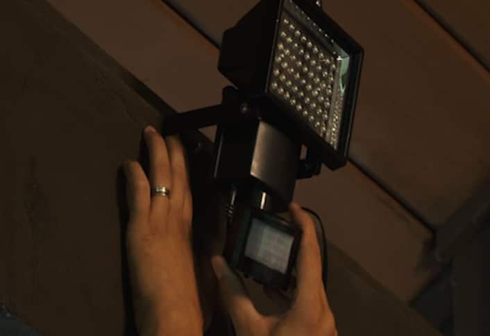 installing motion lights