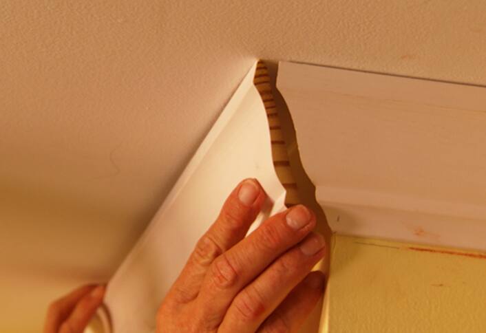 Install mitered piece - Cutting Outside Miters Crown Moulding Install mitered piece - Cutting Outside Miters Crown Moulding